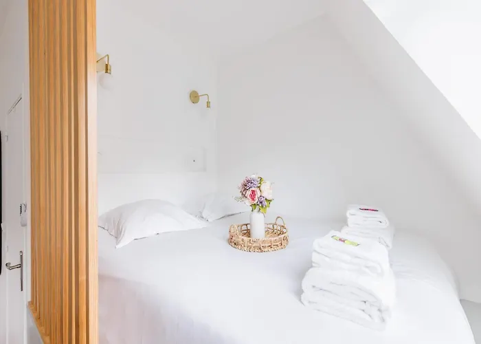 Cosy Etoile Friedland * Paris